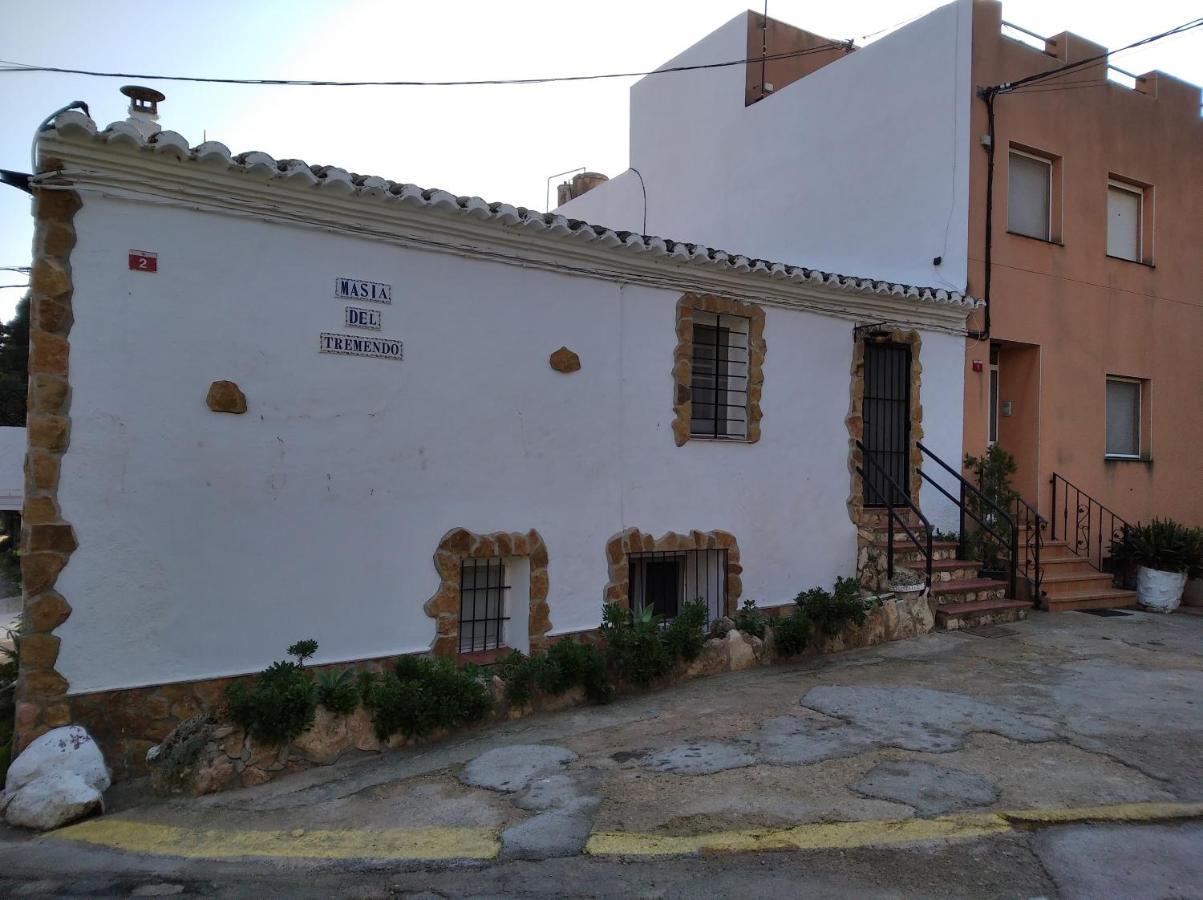 Casa Rural Complex Masia Del Tremendo Y Agroturismo Camarles Exterior foto