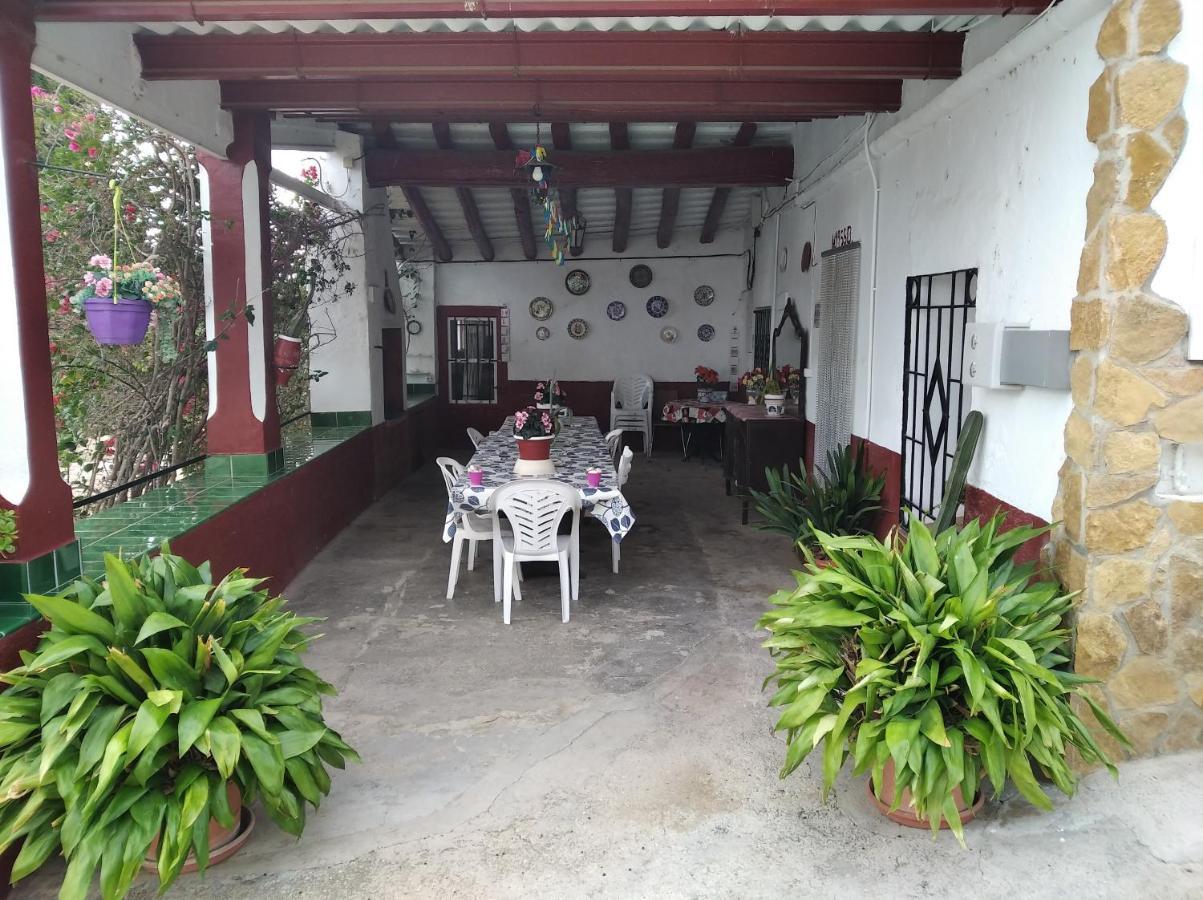Casa Rural Complex Masia Del Tremendo Y Agroturismo Camarles Exterior foto