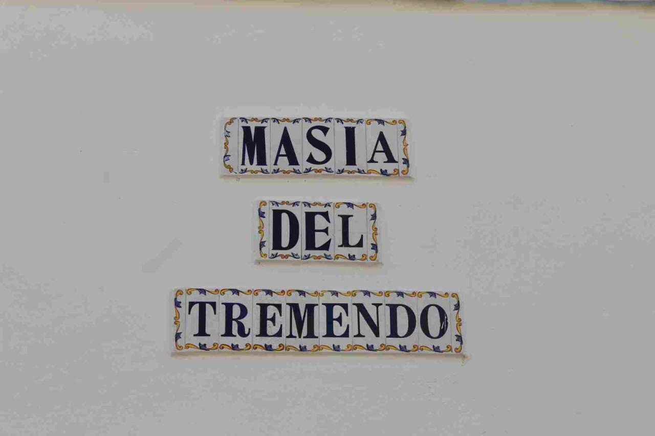 Casa Rural Complex Masia Del Tremendo Y Agroturismo Camarles Exterior foto
